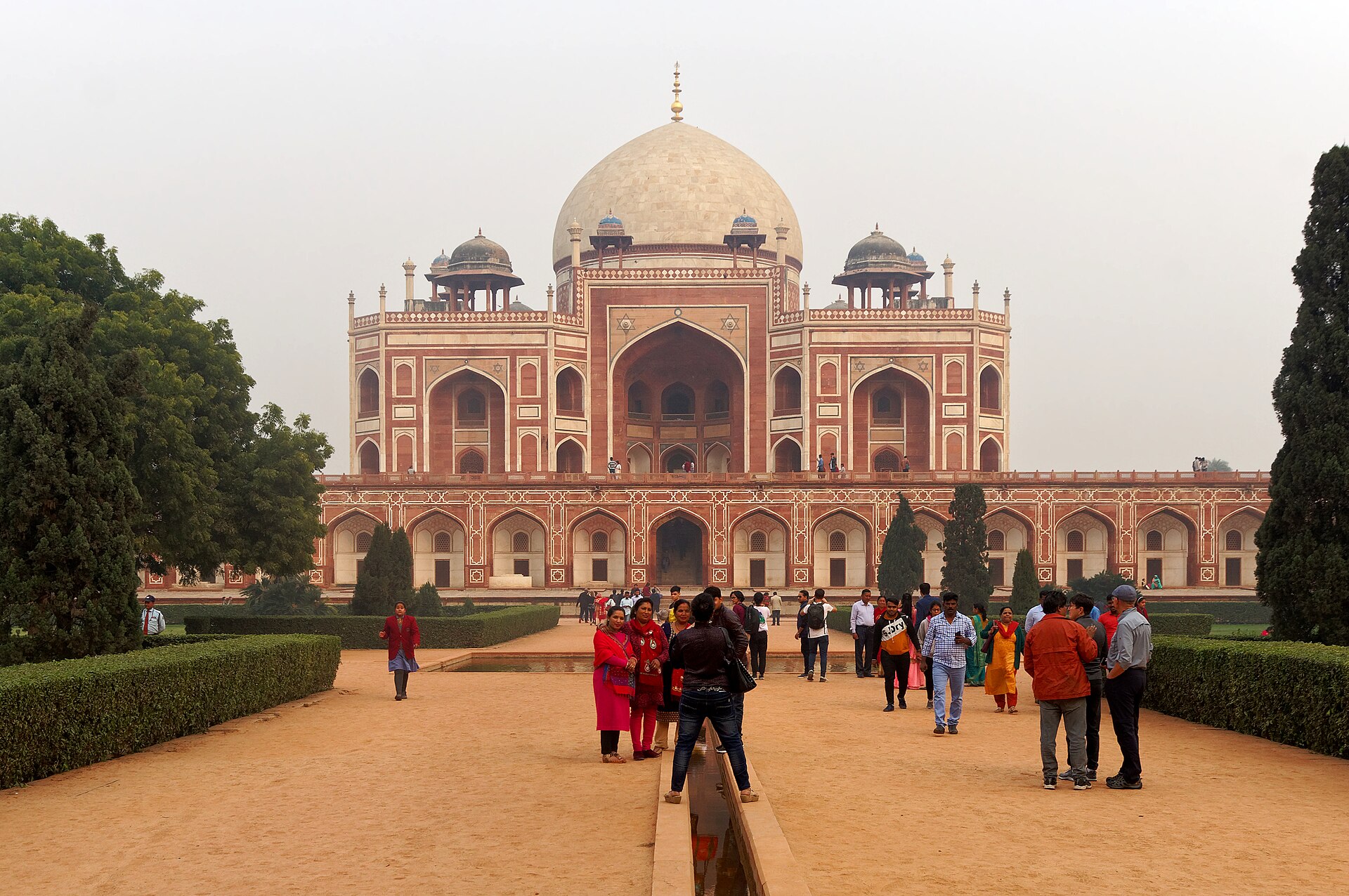 Humayun’s Tomb in Delhi at first light